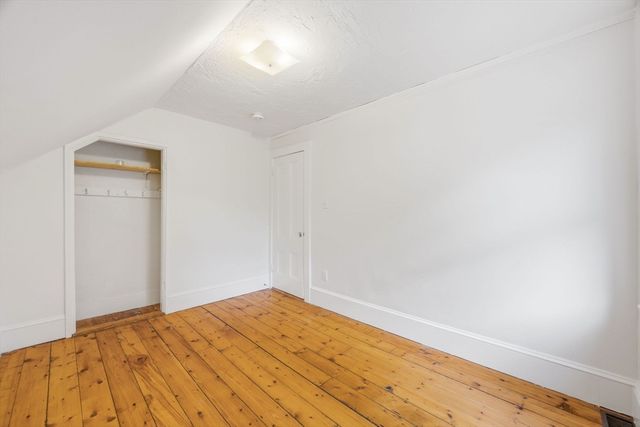 16 Linwood St, Holbrook, MA 02343