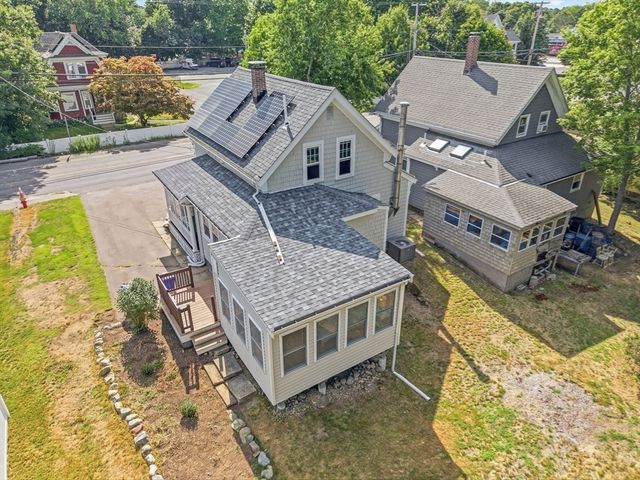 16 Linwood St, Holbrook, MA 02343