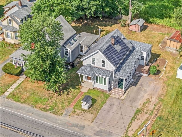 16 Linwood St, Holbrook, MA 02343