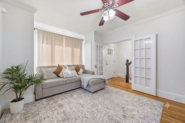 16 Linwood St, Holbrook, MA 02343