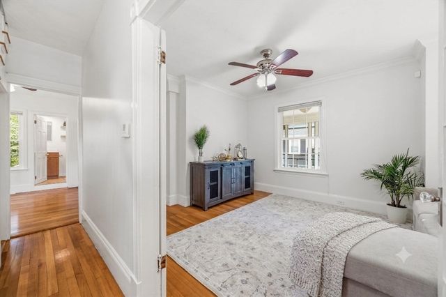 16 Linwood St, Holbrook, MA 02343
