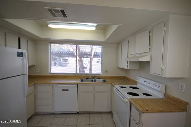 10815 N 15th Lane Apt 1, Phoenix, AZ 85029