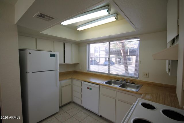 10815 N 15th Lane Apt 1, Phoenix, AZ 85029