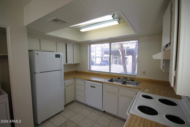 10815 N 15th Lane Apt 1, Phoenix, AZ 85029