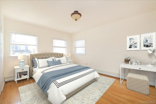 9 Cabot Road W, Massapequa, NY 11758