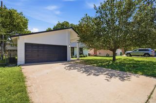 2110 Magazine ST, Austin, TX 78727