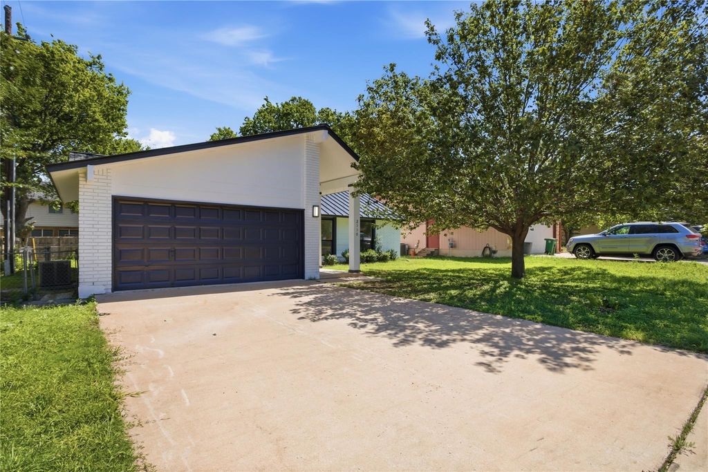 2110 Magazine ST, Austin, TX 78727