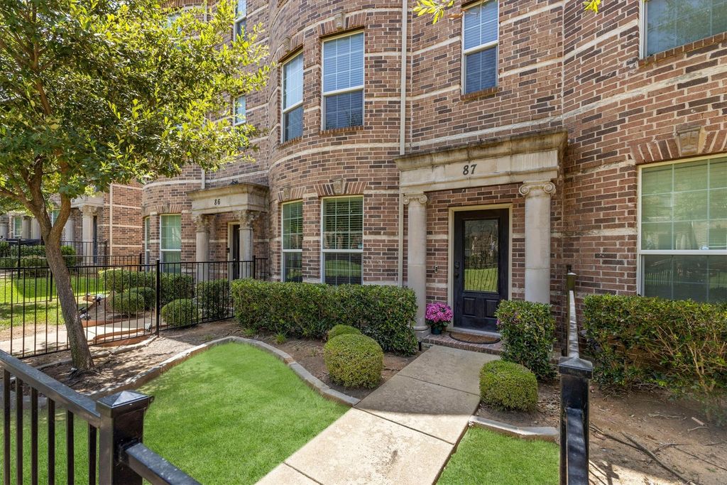 2500 Rockbrook Drive 6C-87, Lewisville, TX 75067