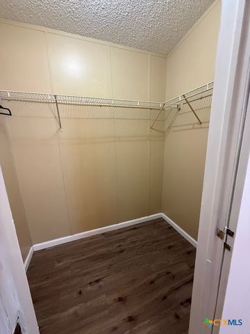 136 Sonnyland Drive, Canyon Lake, TX 78133