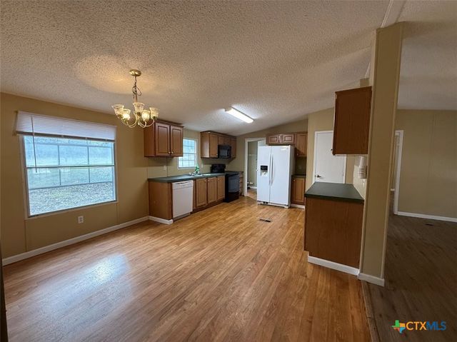 136 Sonnyland Drive, Canyon Lake, TX 78133