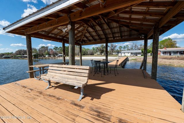 7932 SW COUNTY ROAD 18, Hampton, FL 32044