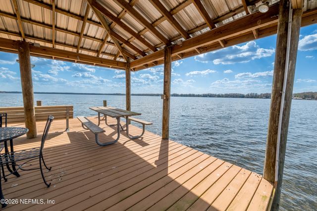 7932 SW COUNTY ROAD 18, Hampton, FL 32044