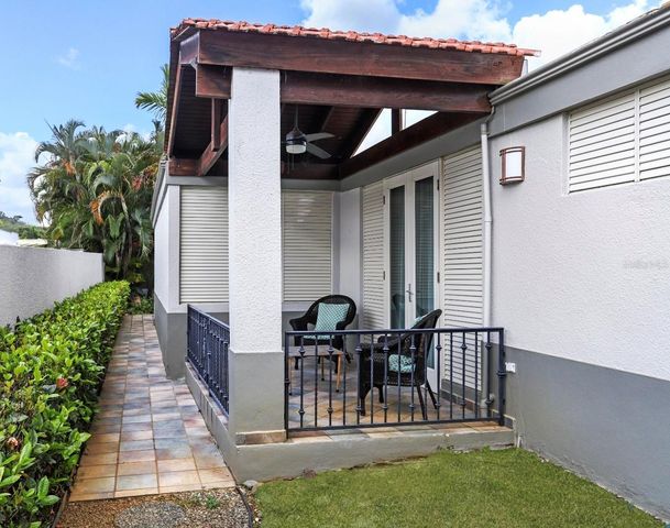 71 CAMINO DE LAS CALANDRIAS, Dorado, PR 00646