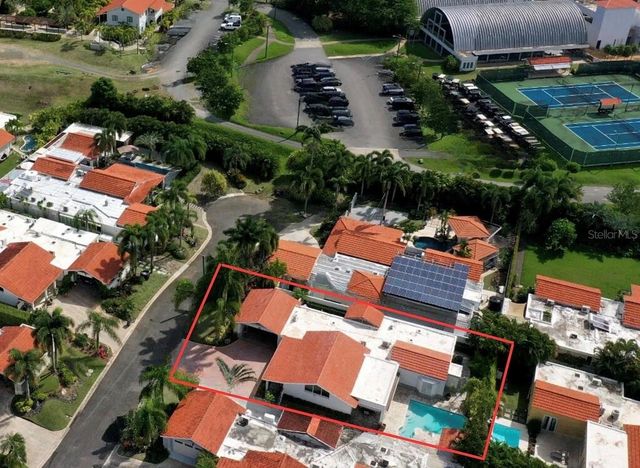 71 CAMINO DE LAS CALANDRIAS, Dorado, PR 00646