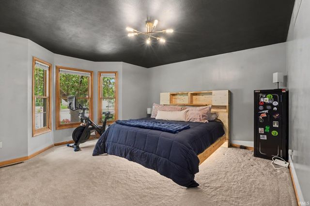 53303 Red Oak Court, Bristol, IN 46507