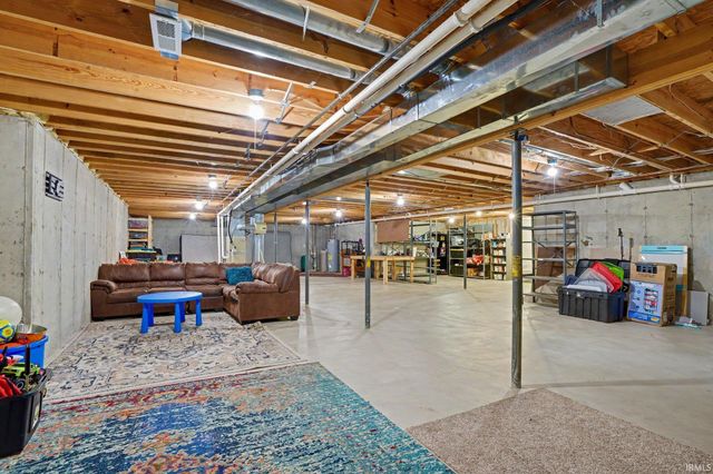 53303 Red Oak Court, Bristol, IN 46507