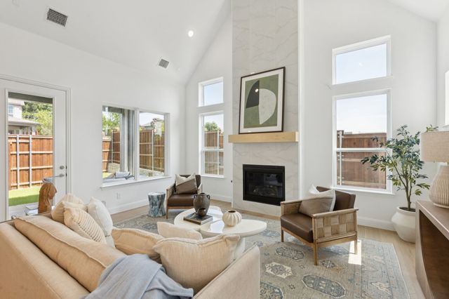 9356 Charlie Lane, Dallas, TX 75238