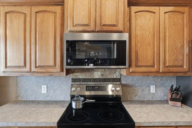 1700 Sandpiper Drive, Blanchard, OK 73010