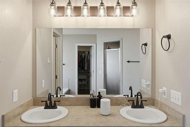 1700 Sandpiper Drive, Blanchard, OK 73010