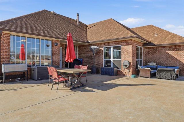 1700 Sandpiper Drive, Blanchard, OK 73010