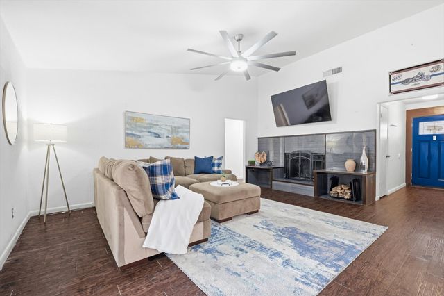 228 Wildfire Drive, Lewisville, TX 75067