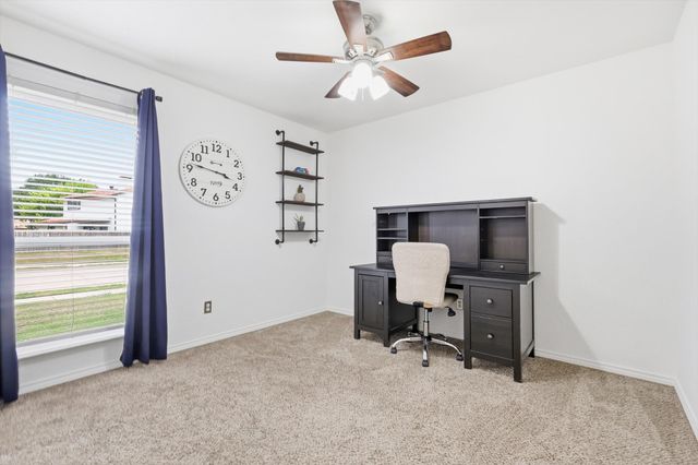 228 Wildfire Drive, Lewisville, TX 75067