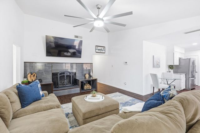 228 Wildfire Drive, Lewisville, TX 75067