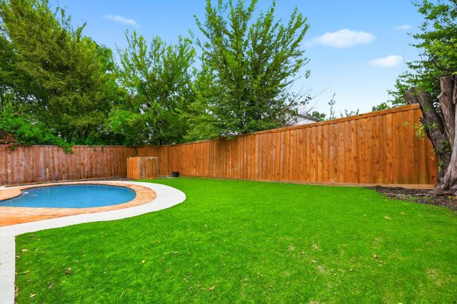 228 Wildfire Drive, Lewisville, TX 75067