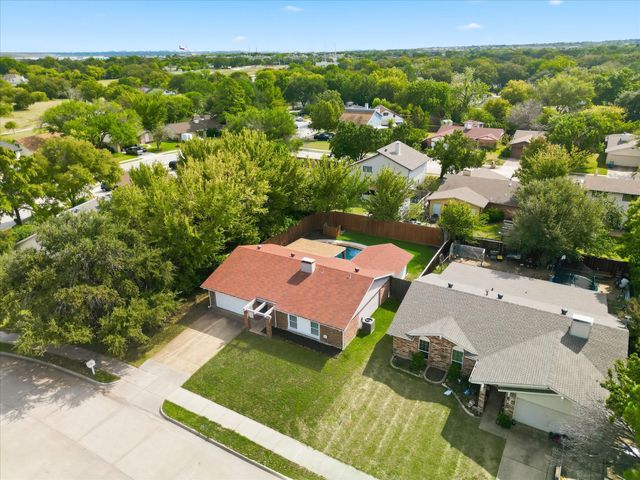 228 Wildfire Drive, Lewisville, TX 75067