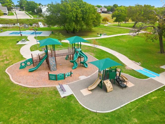 228 Wildfire Drive, Lewisville, TX 75067