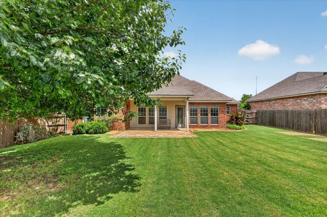 206 Water Oak Lane, Weatherford, TX 76086