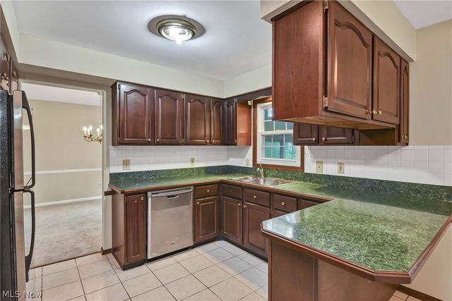 367 Bar Harbor Drive, Bay Village, OH 44140