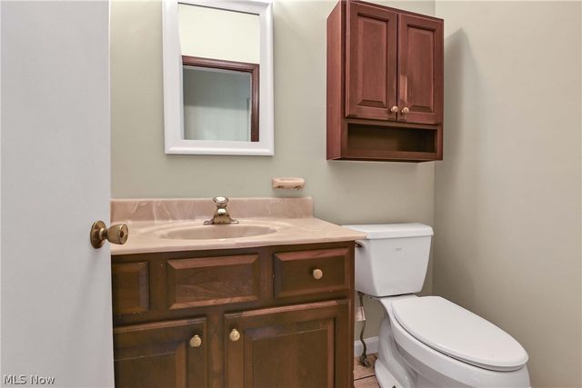 367 Bar Harbor Drive, Bay Village, OH 44140