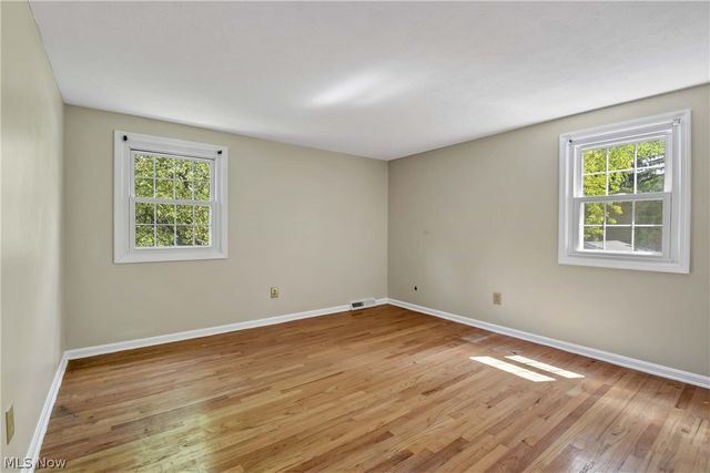 367 Bar Harbor Drive, Bay Village, OH 44140
