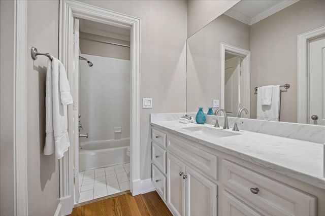 6604 Kelvin Drive, Houston, TX 77030