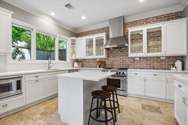 6604 Kelvin Drive, Houston, TX 77030