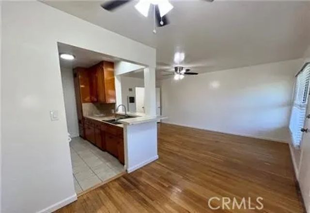 469 E Algrove 6, Covina, CA 91723