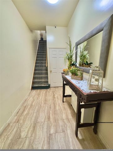 5607 Junction Blvd, Elmhurst, NY 11373