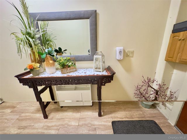 5607 Junction Blvd, Elmhurst, NY 11373