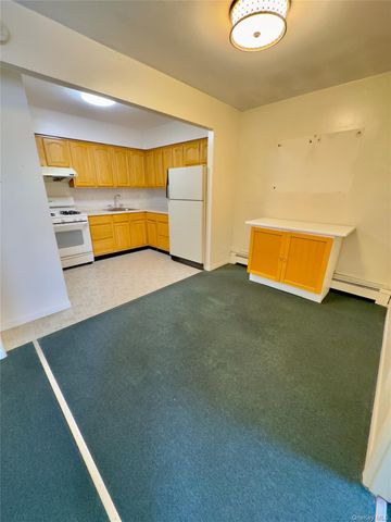 5607 Junction Blvd, Elmhurst, NY 11373