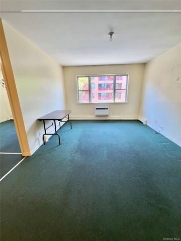 5607 Junction Blvd, Elmhurst, NY 11373
