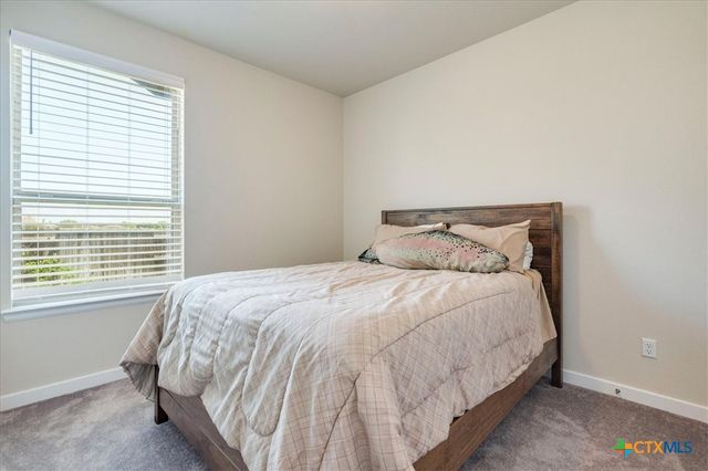 712 Coyote Creek Way, Kyle, TX 78640