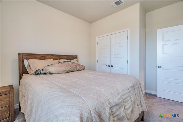 712 Coyote Creek Way, Kyle, TX 78640