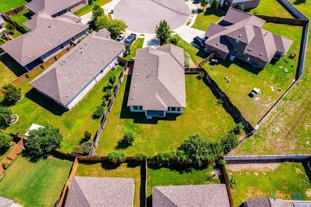 712 Coyote Creek Way, Kyle, TX 78640