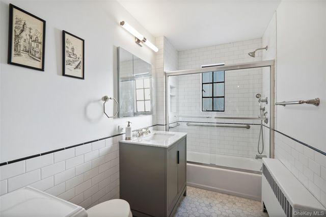 31 Laurel Drive, Mount Kisco, NY 10549