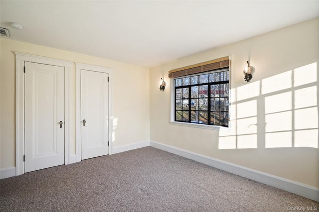 31 Laurel Drive, Mount Kisco, NY 10549