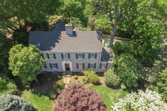 25 Chestnut Hill Rd, Newton, MA 02467