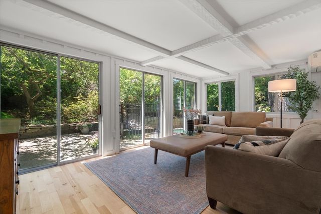 25 Chestnut Hill Rd, Newton, MA 02467