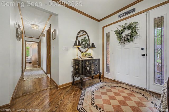 21470 Woodfarm Drive, Northville, MI 48167