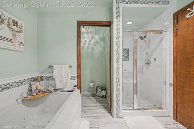 21470 Woodfarm Drive, Northville, MI 48167